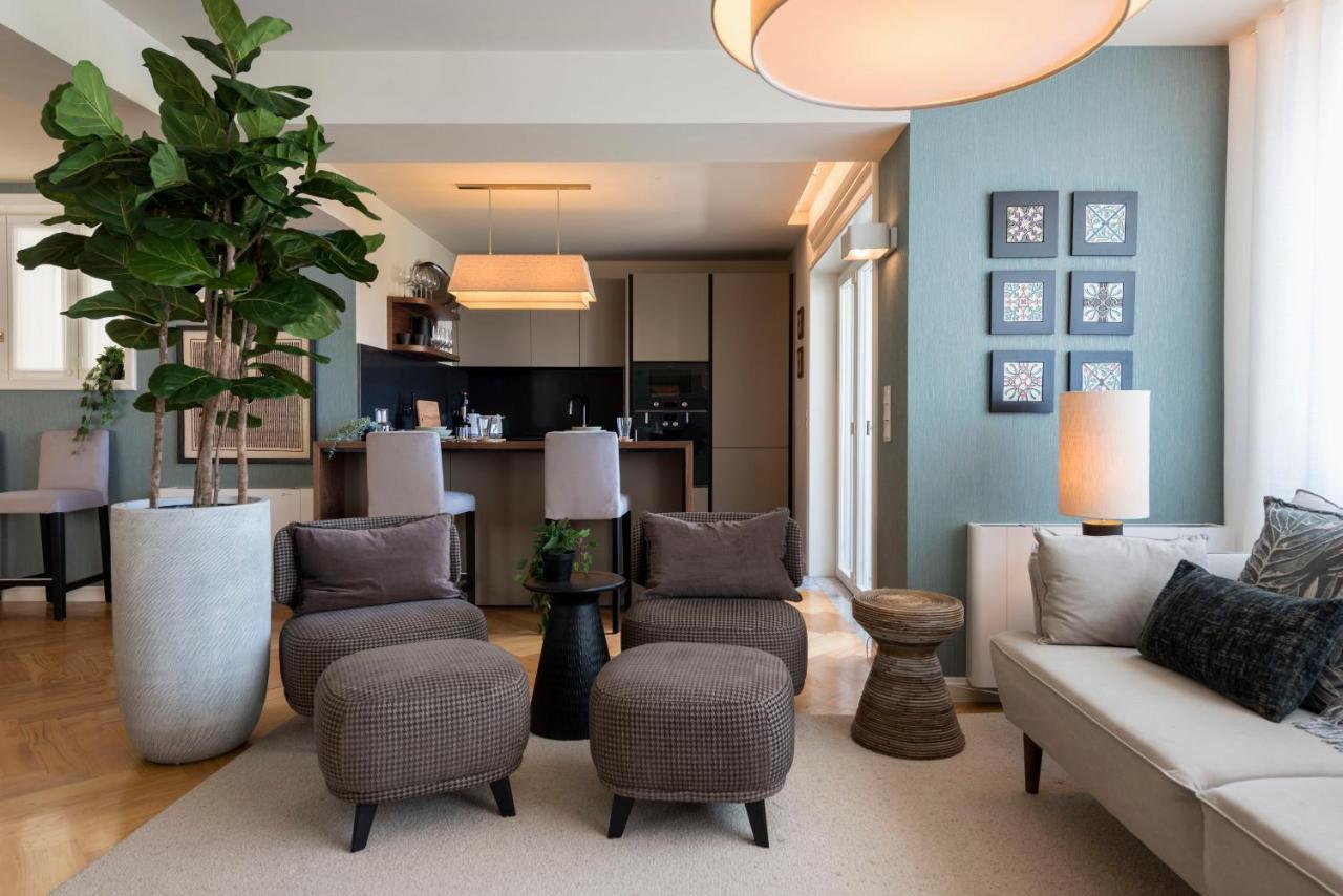 Emporium Deluxe 3Br Apartment W/ Private Parking By Lovelystay OOporto Extérieur photo