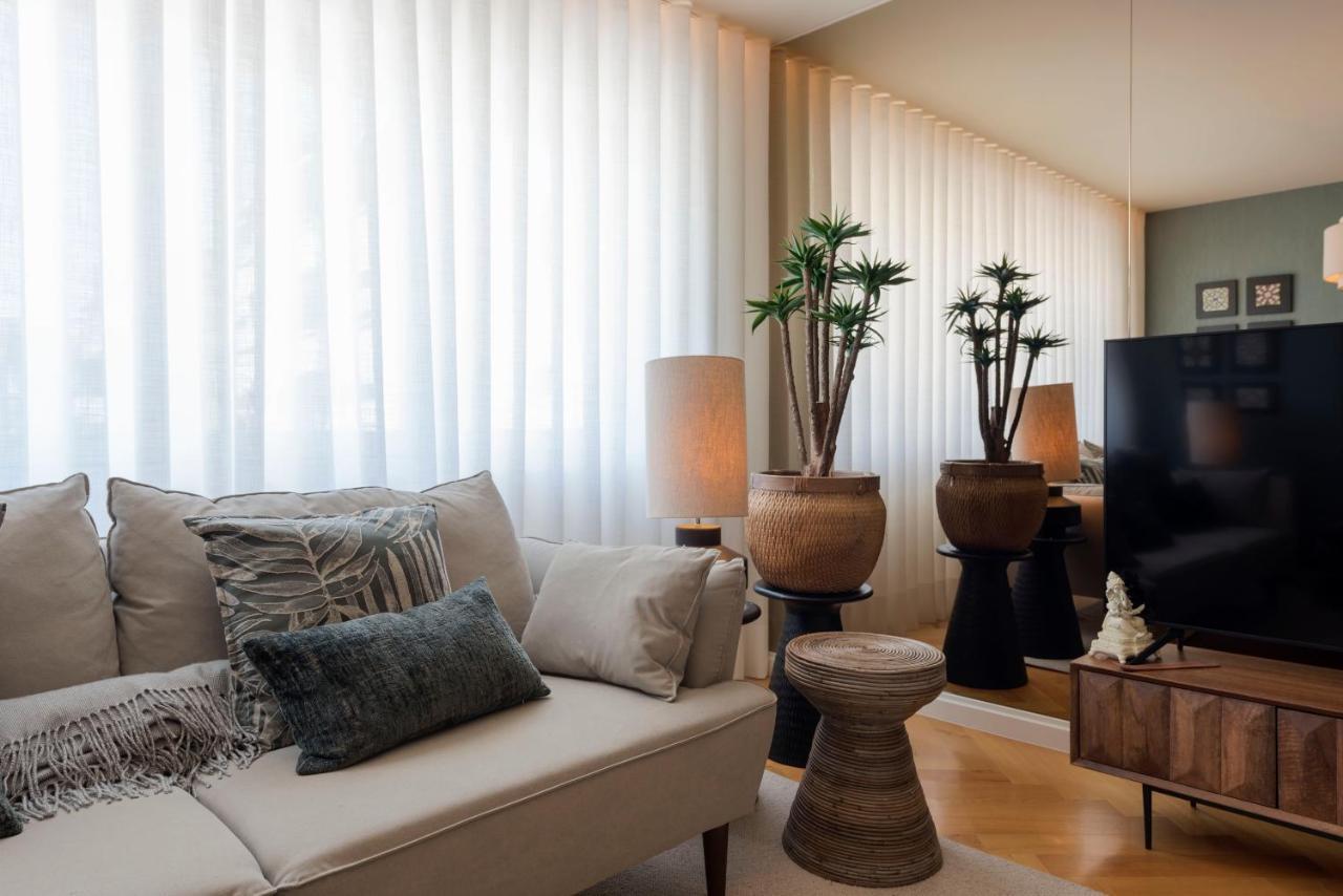 Emporium Deluxe 3Br Apartment W/ Private Parking By Lovelystay OOporto Extérieur photo